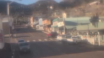 Weather camera view of Overland Hotel.