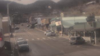 Weather camera view of Overland Hotel.