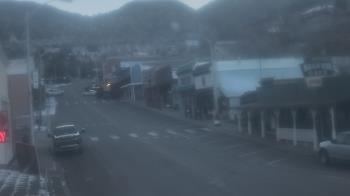 Weather camera view of Overland Hotel.