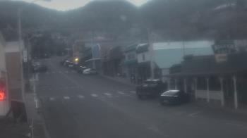 Weather camera view of Overland Hotel.