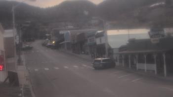 Weather camera view of Overland Hotel.