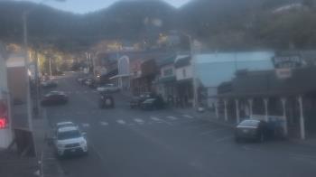 Weather camera view of Overland Hotel.