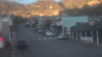 Weather camera view of Overland Hotel.