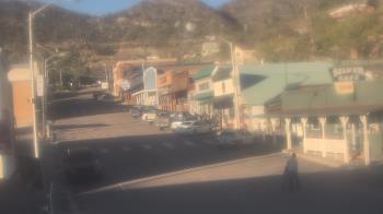 Weather camera view of Overland Hotel.