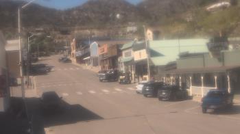 Weather camera view of Overland Hotel.