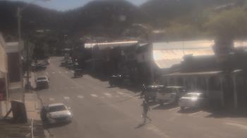 Weather camera view of Overland Hotel.