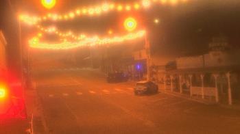 Weather camera view of Overland Hotel.