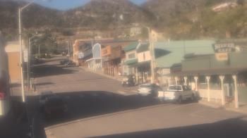 Weather camera view of Overland Hotel.