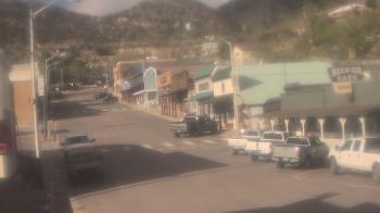Weather camera view of Overland Hotel.