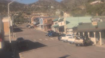 Weather camera view of Overland Hotel.