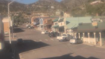 Weather camera view of Overland Hotel.