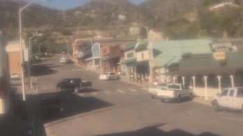 Weather camera view of Overland Hotel.