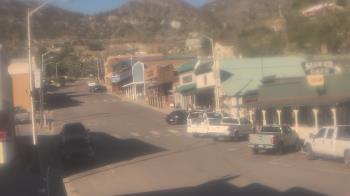 Weather camera view of Overland Hotel.