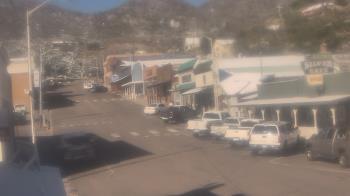 Weather camera view of Overland Hotel.