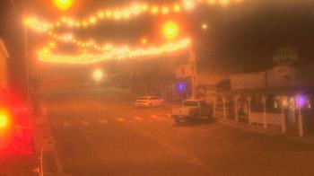 Weather camera view of Overland Hotel.