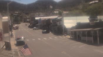 Weather camera view of Overland Hotel.