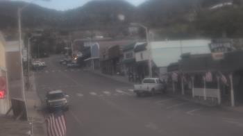Weather camera view of Overland Hotel.
