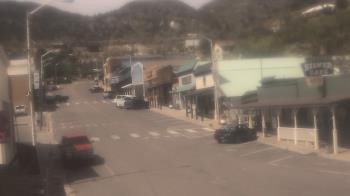 Weather camera view of Overland Hotel.