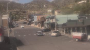 Weather camera view of Overland Hotel.