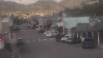 Weather camera view of Overland Hotel.