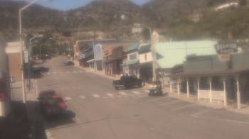 Weather camera view of Overland Hotel.