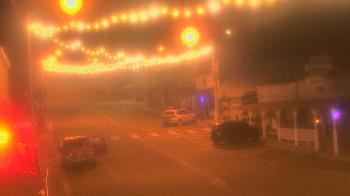Weather camera view of Overland Hotel.