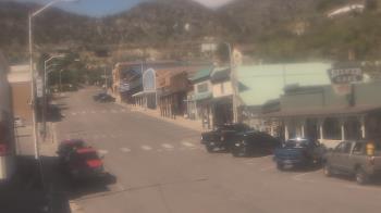 Weather camera view of Overland Hotel.