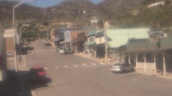 Weather camera view of Overland Hotel.