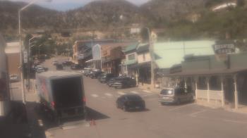 Weather camera view of Overland Hotel.