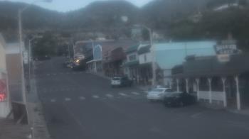 Weather camera view of Overland Hotel.