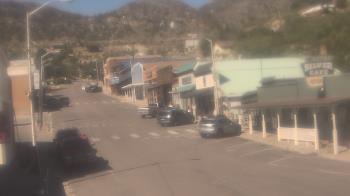 Weather camera view of Overland Hotel.