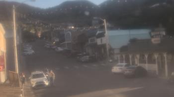 Weather camera view of Overland Hotel.