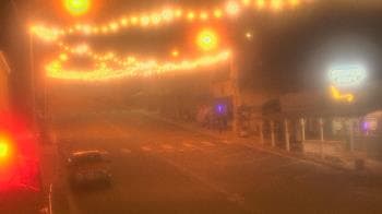 Weather camera view of Overland Hotel.