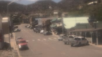 Weather camera view of Overland Hotel.