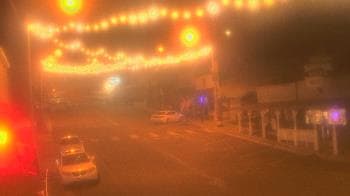 Weather camera view of Overland Hotel.