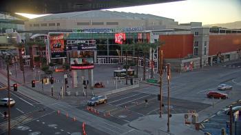 Weather camera view of Palomar Hotel.