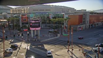 Weather camera view of Palomar Hotel.