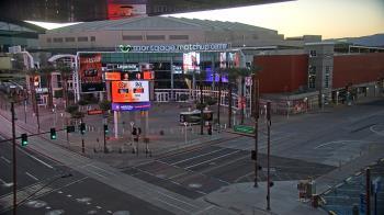 Weather camera view of Palomar Hotel.