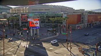 Weather camera view of Palomar Hotel.