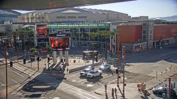 Weather camera view of Palomar Hotel.