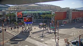 Weather camera view of Palomar Hotel.