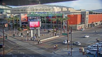 Weather camera view of Palomar Hotel.
