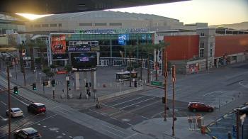 Weather camera view of Palomar Hotel.