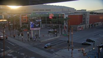 Weather camera view of Palomar Hotel.