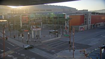 Weather camera view of Palomar Hotel.