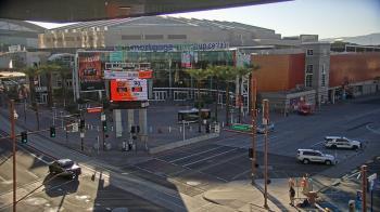 Weather camera view of Palomar Hotel.