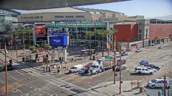 Weather camera view of Palomar Hotel.