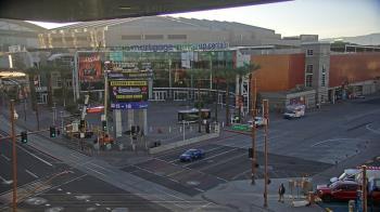 Weather camera view of Palomar Hotel.