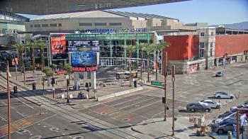 Weather camera view of Palomar Hotel.