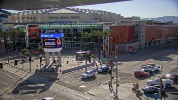 Weather camera view of Palomar Hotel.